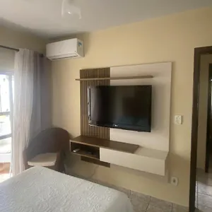 Apartamento Av. Brasil A 50m Do Mar Apartamento